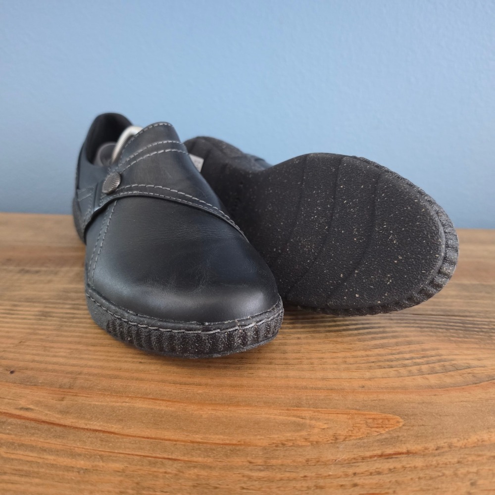 Clarks Collection Women's Loafers Black Leather Caroline Pearl Slip On Shoes 7 M